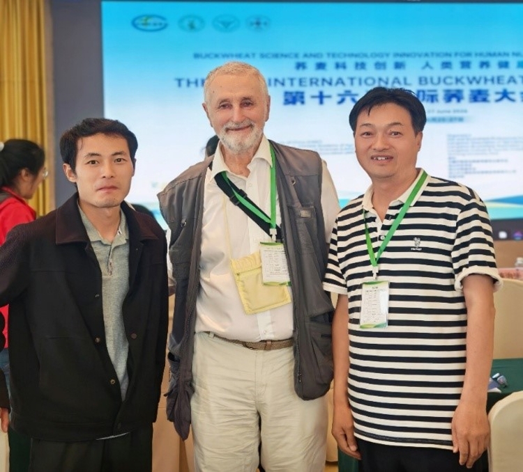 省重点实验室荞麦研究团队参加第十六届国际荞麦大会并作学术报告